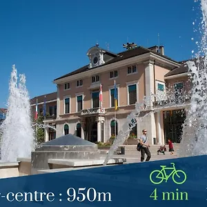 Appartement Homey Jungle - Balcon Privé - Free Parking - Parc Plein Air Inclus, Annemasse